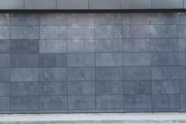 Metall-Wandfliesen-Detail-Fassade-moderne-Konstrution